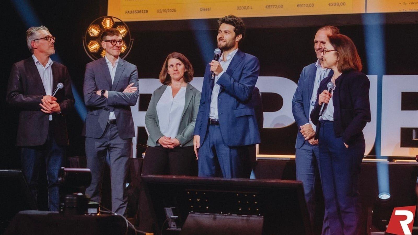 The Fakto and Paragon team on stage at the DAF Night award ceremony